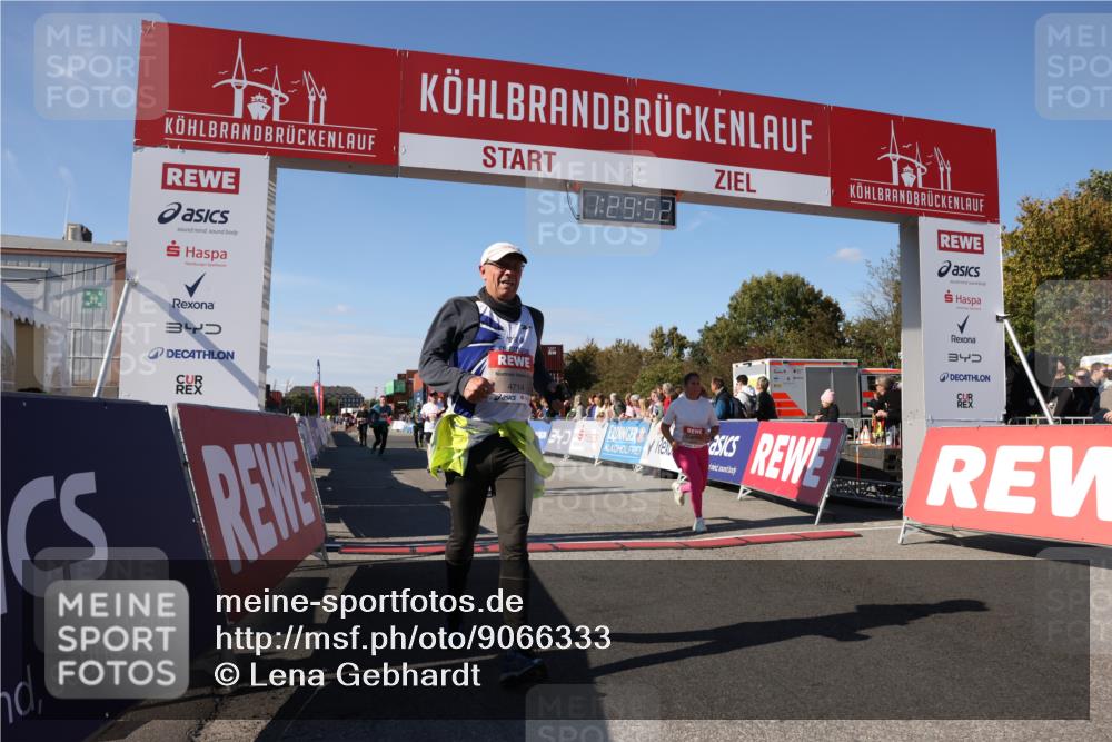 03.10.2025 - Köhlbrandbrückenlauf Lena Gebhardt http://msf.ph/oto/9066333 03.10.2025 13:29:53 Ziel 4629, 4660, 4714, 4720, 4733, 4825, 5119, 5120, 5260, 5333, 5574, 5587, 5621, 5930, 5944, 6066, 6234, 6570, 6698 meine-sportfotos.de