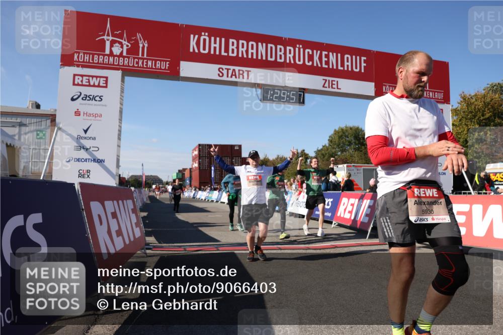 03.10.2025 - Köhlbrandbrückenlauf Lena Gebhardt http://msf.ph/oto/9066403 03.10.2025 13:29:57 Ziel 4714, 4825, 5260, 5333, 5369, 5574, 5587, 5621, 5930, 5944, 6066, 6234, 6570, 6698 meine-sportfotos.de