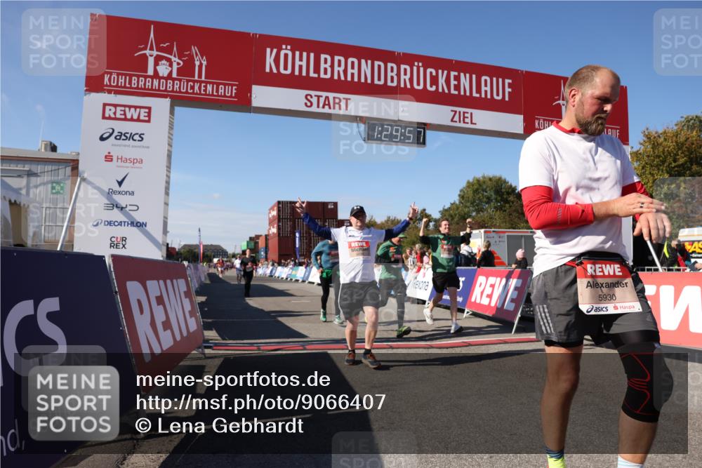 03.10.2025 - Köhlbrandbrückenlauf Lena Gebhardt http://msf.ph/oto/9066407 03.10.2025 13:29:57 Ziel 4714, 4825, 5260, 5333, 5369, 5574, 5587, 5621, 5930, 5944, 6066, 6234, 6570, 6698 meine-sportfotos.de