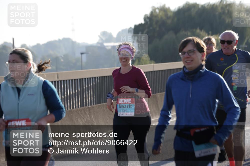 03.10.2025 - Köhlbrandbrückenlauf Jannik Wohlers http://msf.ph/oto/9066422 03.10.2025 09:27:25 Position 3 2515, 3284 meine-sportfotos.de