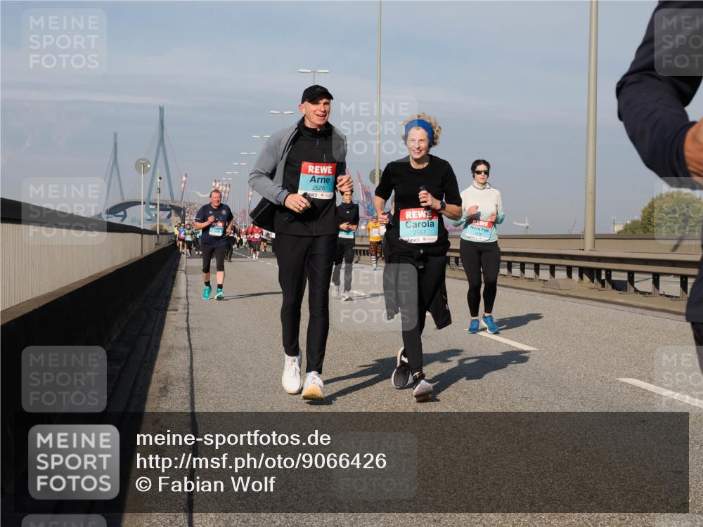 03.10.2025 - Köhlbrandbrückenlauf Fabian Wolf http://msf.ph/oto/9066426 03.10.2025 10:09:24 Position 3 2526, 2, 2557 meine-sportfotos.de