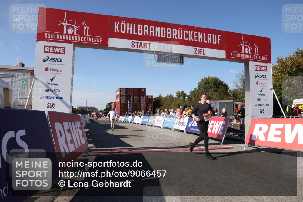 03.10.2025 - Köhlbrandbrückenlauf Lena Gebhardt http://msf.ph/oto/9066457 03.10.2025 13:30:01 Ziel 4459, 4825, 5369, 5398, 5587, 5621, 5930, 5944, 6234, 6570, 6698 meine-sportfotos.de