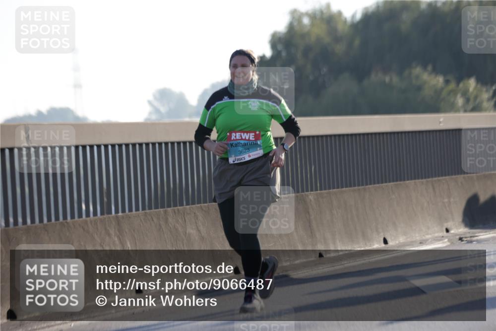 03.10.2025 - Köhlbrandbrückenlauf Jannik Wohlers http://msf.ph/oto/9066487 03.10.2025 09:27:32 Position 3 3623 meine-sportfotos.de