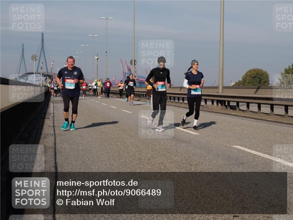 03.10.2025 - Köhlbrandbrückenlauf Fabian Wolf http://msf.ph/oto/9066489 03.10.2025 10:09:28 Position 3  meine-sportfotos.de