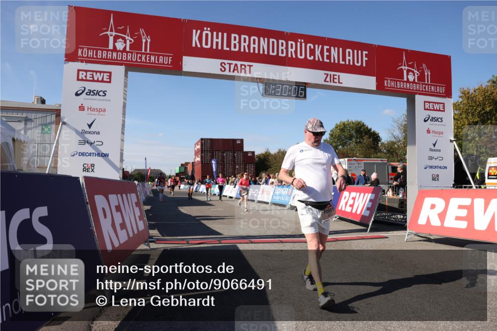 03.10.2025 - Köhlbrandbrückenlauf Lena Gebhardt http://msf.ph/oto/9066491 03.10.2025 13:30:06 Ziel 4459, 5038, 5151, 5153, 5161, 5369, 5398, 5587, 5621, 6570 meine-sportfotos.de