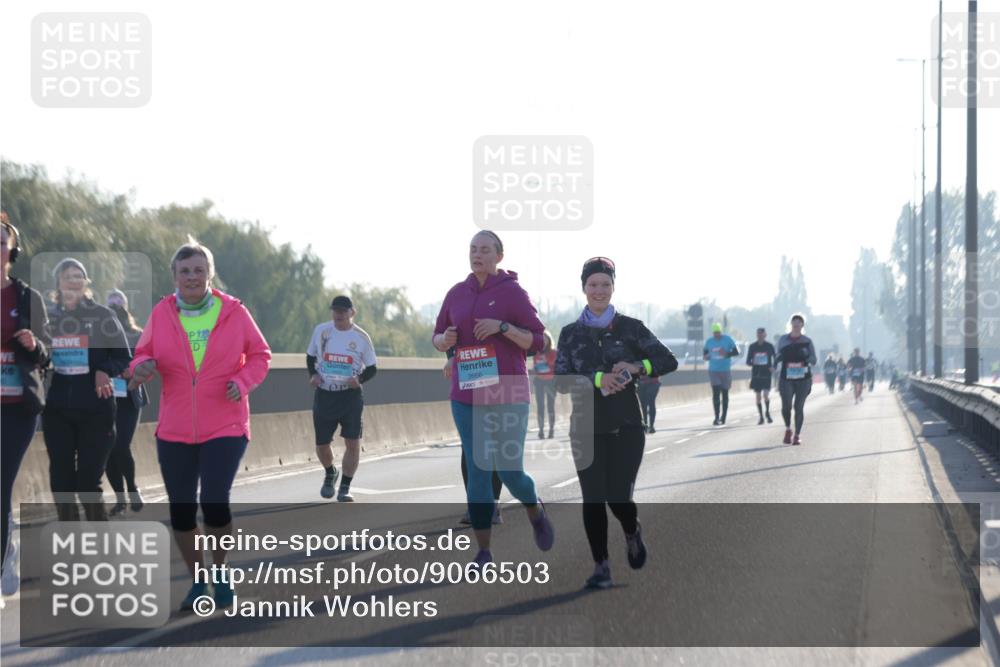03.10.2025 - Köhlbrandbrückenlauf Jannik Wohlers http://msf.ph/oto/9066503 03.10.2025 09:27:33 Position 3 2666 meine-sportfotos.de