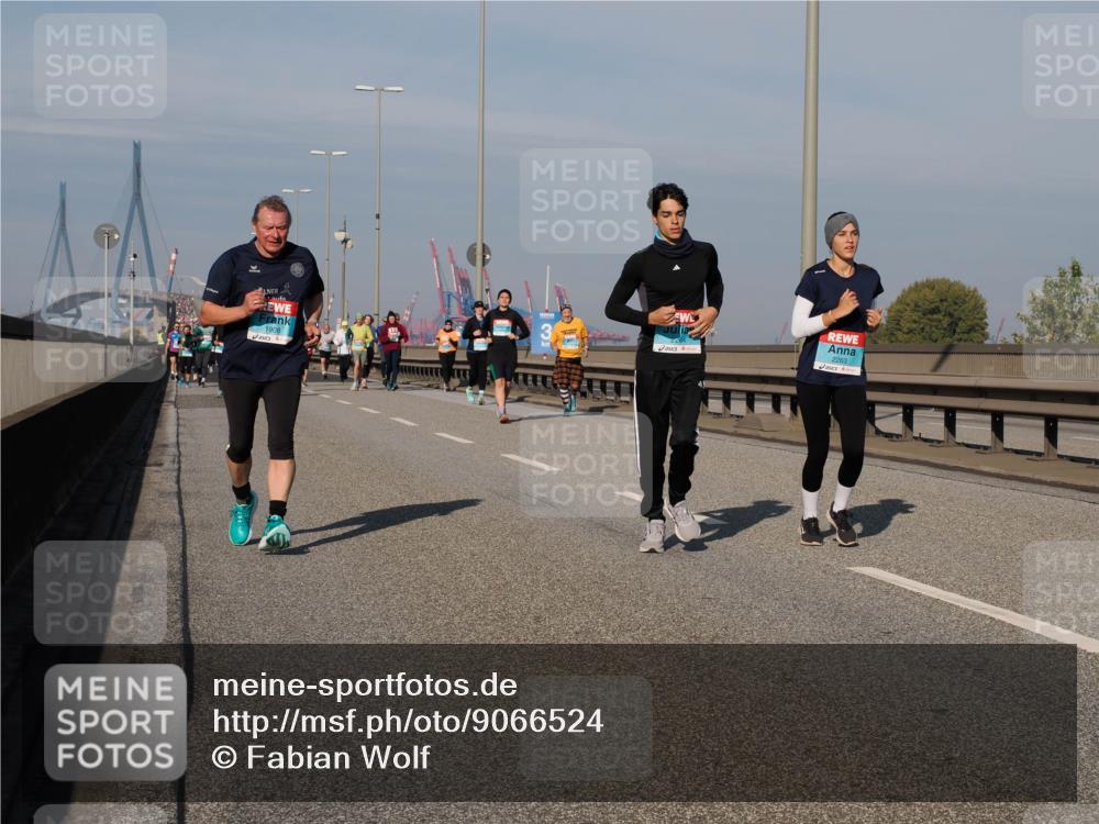 03.10.2025 - Köhlbrandbrückenlauf Fabian Wolf http://msf.ph/oto/9066524 03.10.2025 10:09:29 Position 3 1908, 2263 meine-sportfotos.de