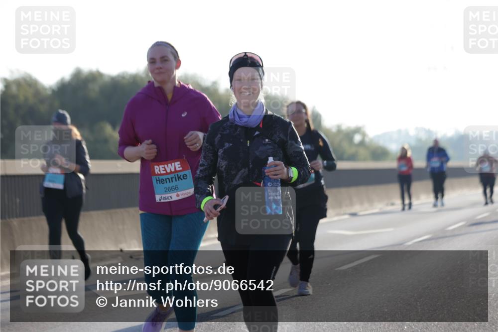 03.10.2025 - Köhlbrandbrückenlauf Jannik Wohlers http://msf.ph/oto/9066542 03.10.2025 09:27:37 Position 3 2666 meine-sportfotos.de