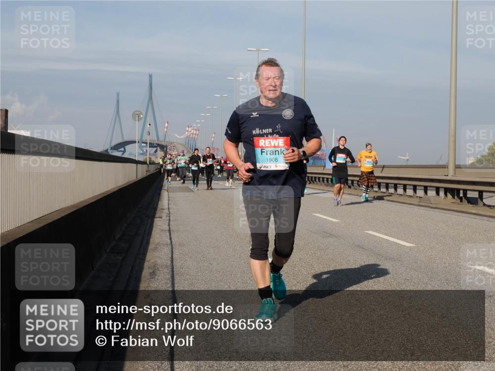 03.10.2025 - Köhlbrandbrückenlauf Fabian Wolf http://msf.ph/oto/9066563 03.10.2025 10:09:31 Position 3 1908 meine-sportfotos.de
