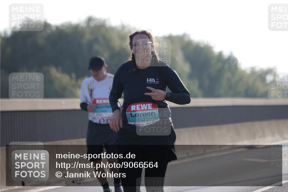 03.10.2025 - Köhlbrandbrückenlauf Jannik Wohlers http://msf.ph/oto/9066564 03.10.2025 09:27:38 Position 3 3571 meine-sportfotos.de