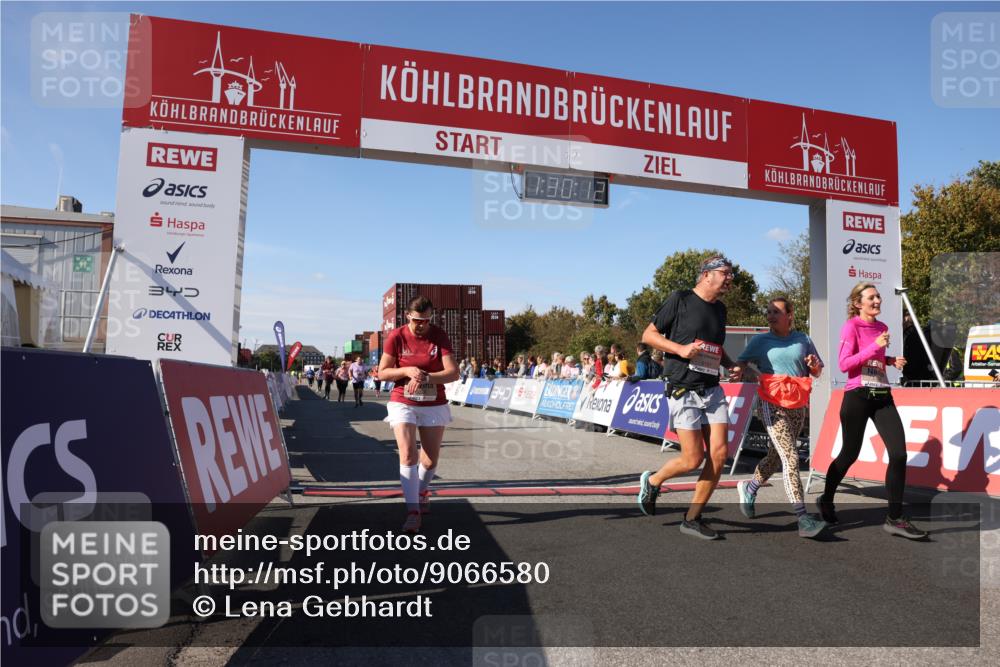 03.10.2025 - Köhlbrandbrückenlauf Lena Gebhardt http://msf.ph/oto/9066580 03.10.2025 13:30:13 Ziel 4459, 5038, 5079, 5151, 5153, 5161, 5174, 5398, 6219 meine-sportfotos.de