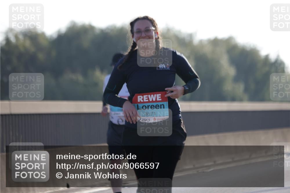03.10.2025 - Köhlbrandbrückenlauf Jannik Wohlers http://msf.ph/oto/9066597 03.10.2025 09:27:39 Position 3 3571 meine-sportfotos.de