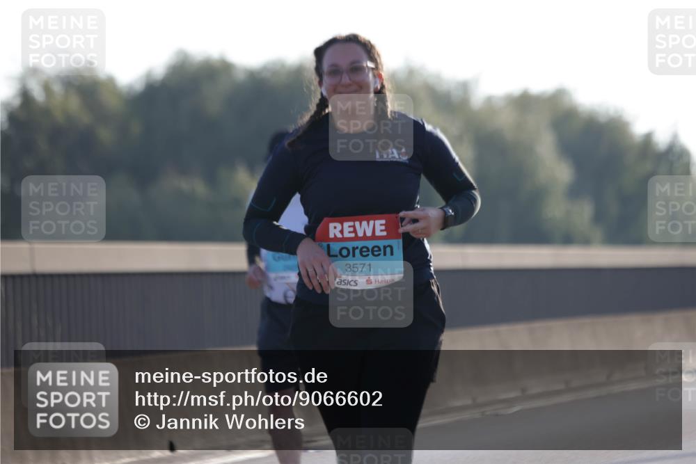 03.10.2025 - Köhlbrandbrückenlauf Jannik Wohlers http://msf.ph/oto/9066602 03.10.2025 09:27:39 Position 3 3571 meine-sportfotos.de