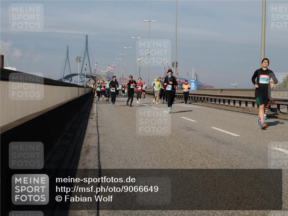 03.10.2025 - Köhlbrandbrückenlauf Fabian Wolf http://msf.ph/oto/9066649 03.10.2025 10:09:35 Position 3  meine-sportfotos.de
