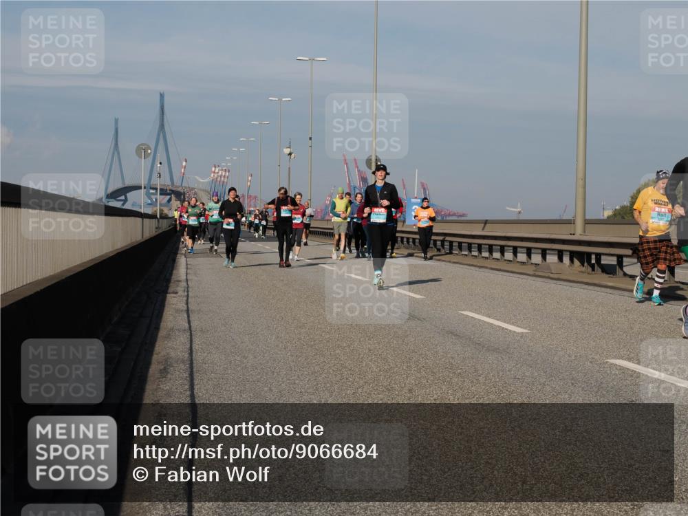 03.10.2025 - Köhlbrandbrückenlauf Fabian Wolf http://msf.ph/oto/9066684 03.10.2025 10:09:37 Position 3  meine-sportfotos.de
