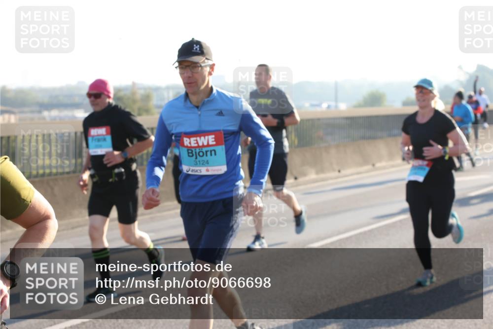 03.10.2025 - Köhlbrandbrückenlauf Lena Gebhardt http://msf.ph/oto/9066698 03.10.2025 09:23:16 Position 1 3124 meine-sportfotos.de