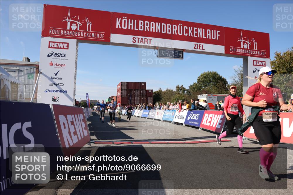 03.10.2025 - Köhlbrandbrückenlauf Lena Gebhardt http://msf.ph/oto/9066699 03.10.2025 13:30:23 Ziel 4823, 4927, 5017, 5060, 5079, 5157, 5174, 5233, 6078, 6219 meine-sportfotos.de