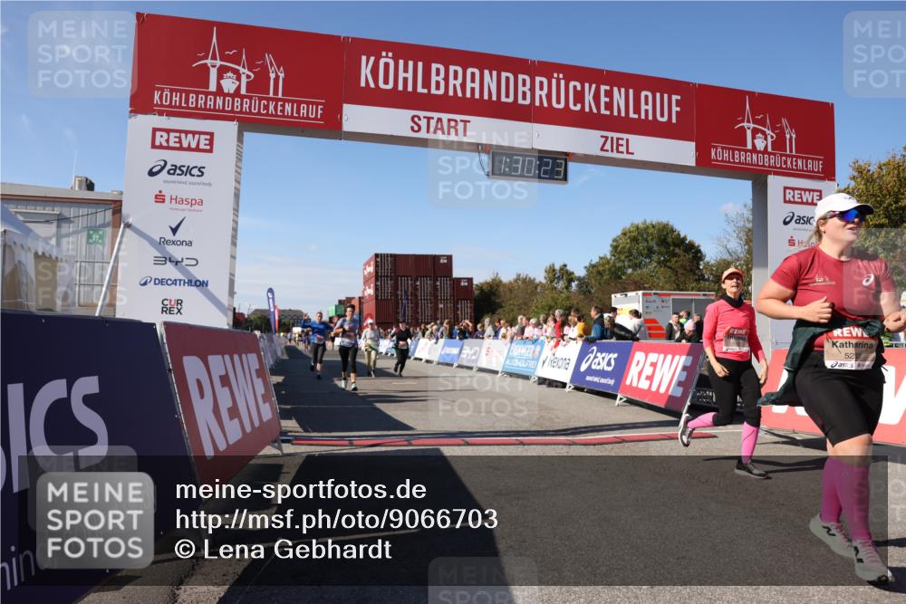 03.10.2025 - Köhlbrandbrückenlauf Lena Gebhardt http://msf.ph/oto/9066703 03.10.2025 13:30:23 Ziel 4823, 4927, 5017, 5060, 5079, 5157, 5174, 5233, 6078, 6219 meine-sportfotos.de