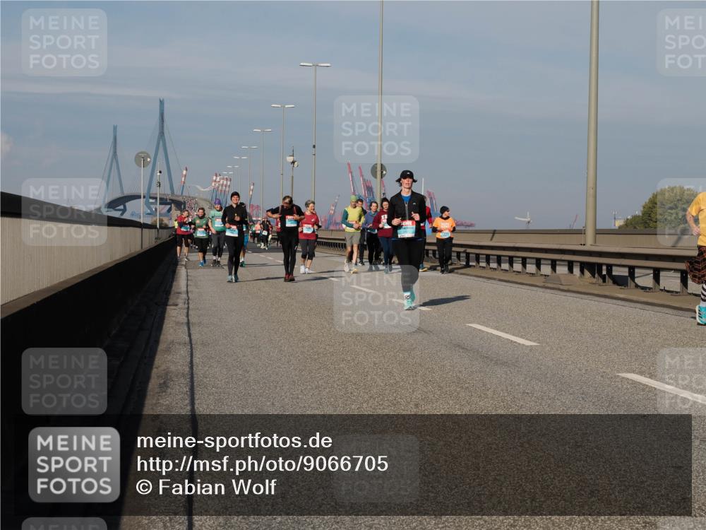 03.10.2025 - Köhlbrandbrückenlauf Fabian Wolf http://msf.ph/oto/9066705 03.10.2025 10:09:38 Position 3  meine-sportfotos.de