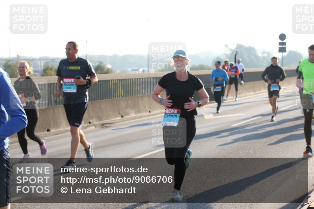 03.10.2025 - Köhlbrandbrückenlauf Lena Gebhardt http://msf.ph/oto/9066706 03.10.2025 09:23:16 Position 1 2006 meine-sportfotos.de