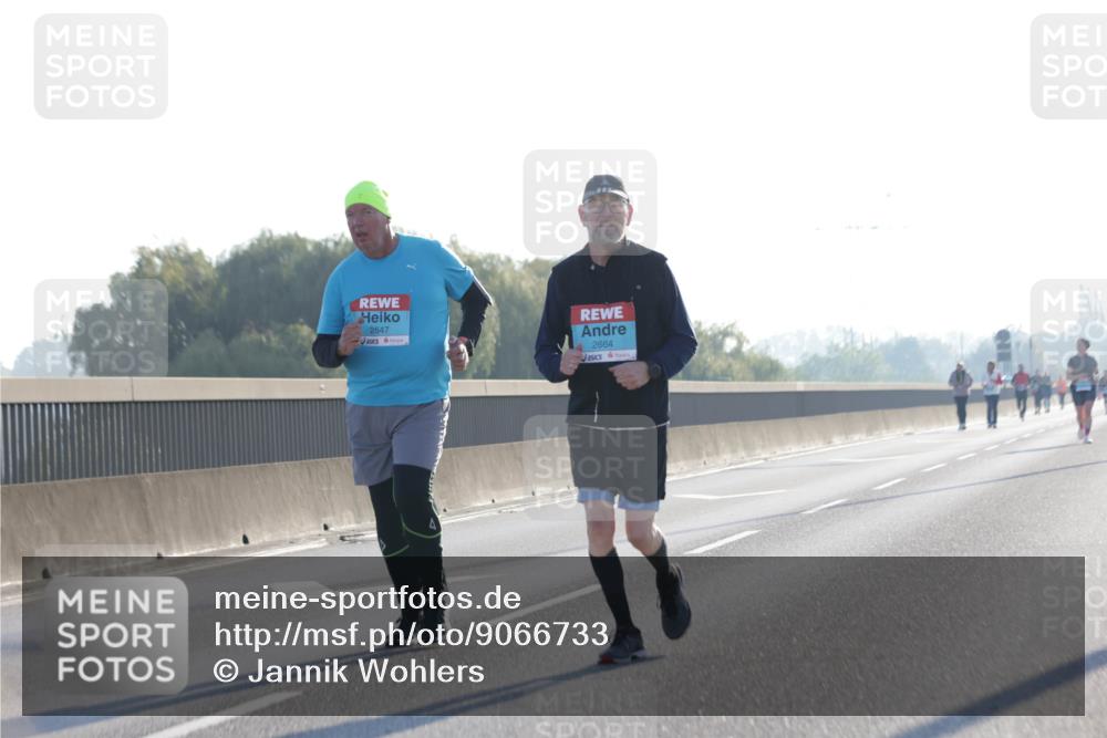 03.10.2025 - Köhlbrandbrückenlauf Jannik Wohlers http://msf.ph/oto/9066733 03.10.2025 09:28:00 Position 3 2647, 2664 meine-sportfotos.de