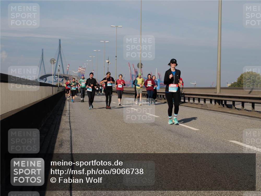 03.10.2025 - Köhlbrandbrückenlauf Fabian Wolf http://msf.ph/oto/9066738 03.10.2025 10:09:39 Position 3  meine-sportfotos.de