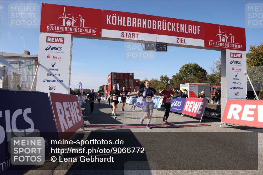 03.10.2025 - Köhlbrandbrückenlauf Lena Gebhardt http://msf.ph/oto/9066772 03.10.2025 13:30:40 Ziel 4355, 4840, 4841, 4937, 5289, 5346, 5391, 6170, 6223, 6347 meine-sportfotos.de