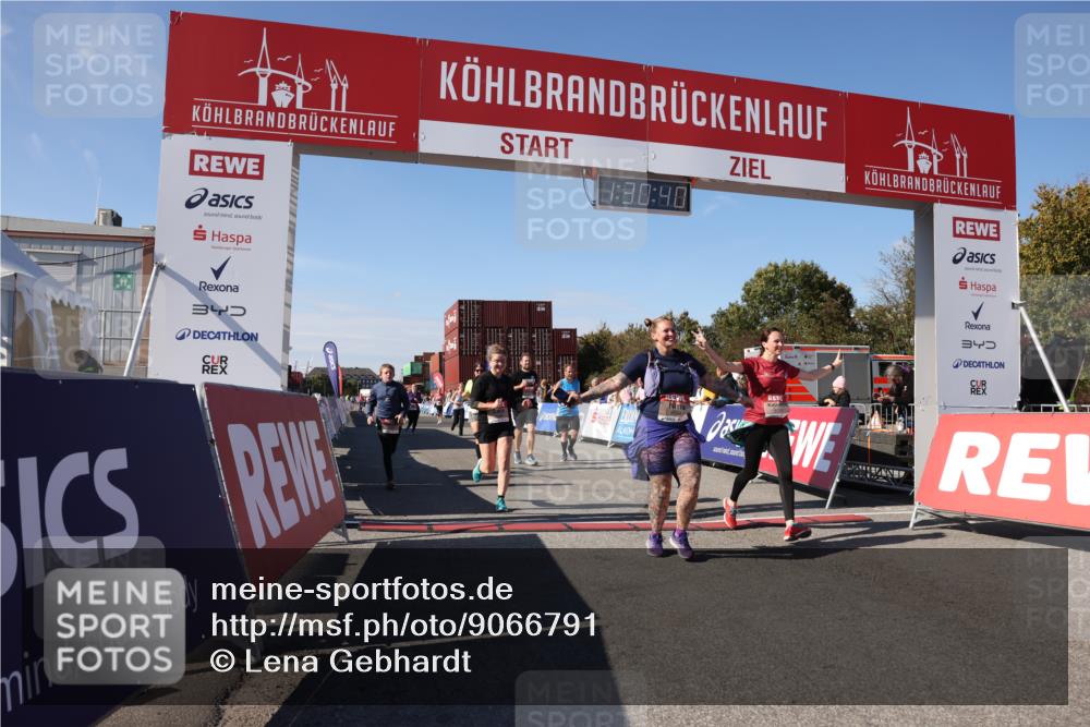 03.10.2025 - Köhlbrandbrückenlauf Lena Gebhardt http://msf.ph/oto/9066791 03.10.2025 13:30:40 Ziel 4355, 4840, 4841, 4937, 5289, 5346, 5391, 6170, 6223, 6347 meine-sportfotos.de