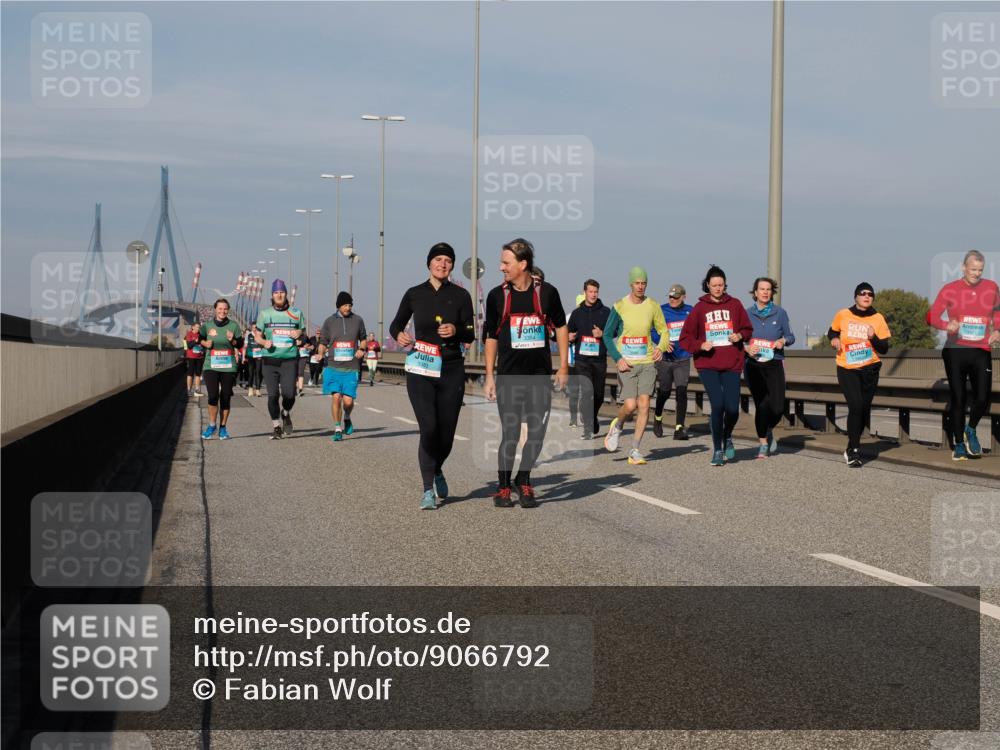 03.10.2025 - Köhlbrandbrückenlauf Fabian Wolf http://msf.ph/oto/9066792 03.10.2025 10:09:45 Position 3 3384 meine-sportfotos.de