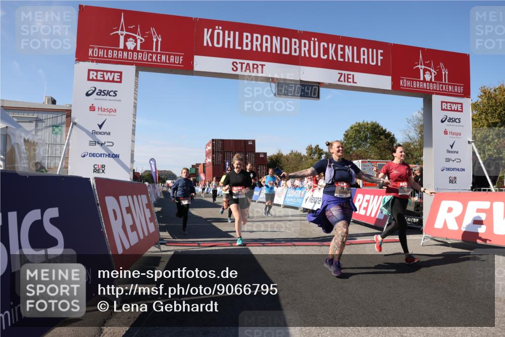 03.10.2025 - Köhlbrandbrückenlauf Lena Gebhardt http://msf.ph/oto/9066795 03.10.2025 13:30:41 Ziel 4355, 4840, 4841, 4937, 5289, 5346, 5391, 6170, 6223, 6347 meine-sportfotos.de