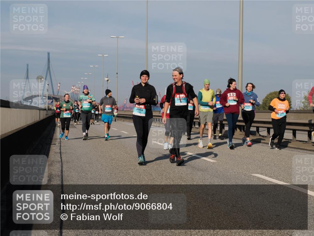 03.10.2025 - Köhlbrandbrückenlauf Fabian Wolf http://msf.ph/oto/9066804 03.10.2025 10:09:45 Position 3  meine-sportfotos.de