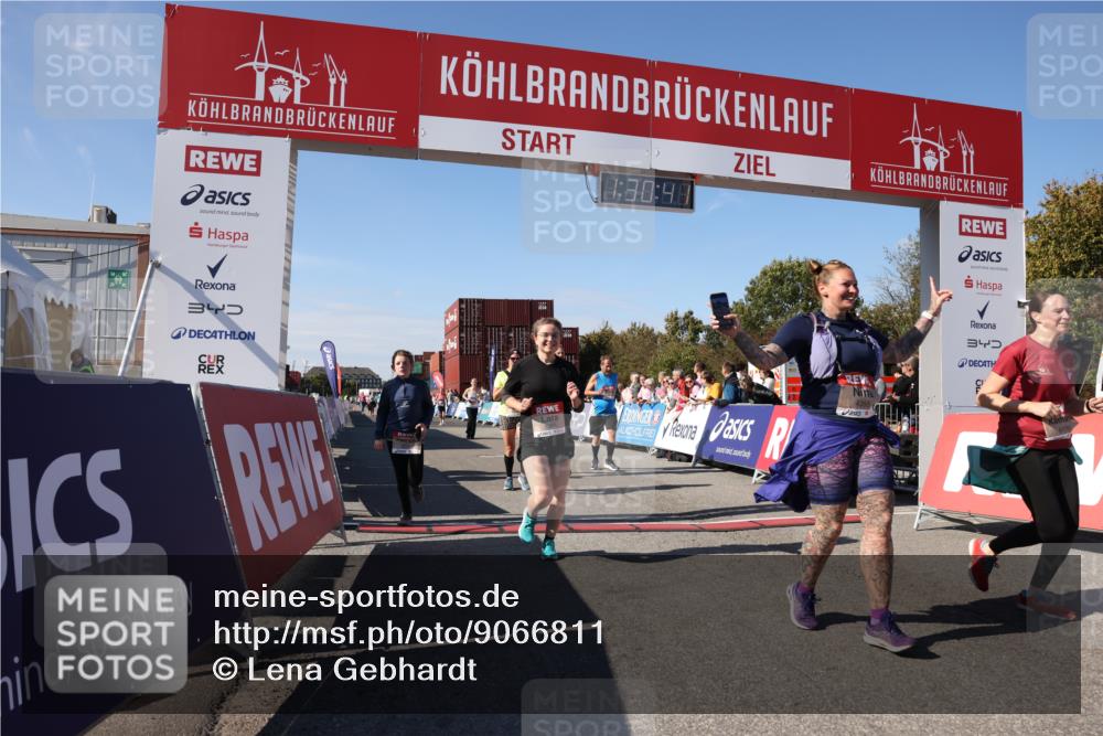 03.10.2025 - Köhlbrandbrückenlauf Lena Gebhardt http://msf.ph/oto/9066811 03.10.2025 13:30:41 Ziel 4355, 4840, 4841, 4937, 5289, 5346, 5391, 6170, 6223, 6347 meine-sportfotos.de