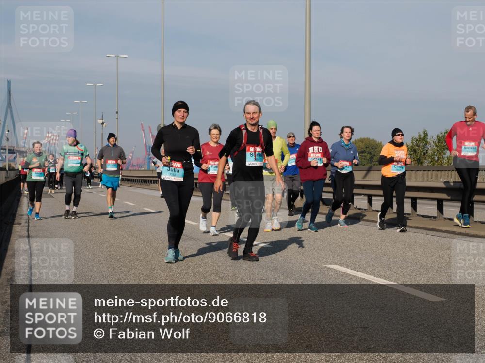 03.10.2025 - Köhlbrandbrückenlauf Fabian Wolf http://msf.ph/oto/9066818 03.10.2025 10:09:46 Position 3 3383 meine-sportfotos.de
