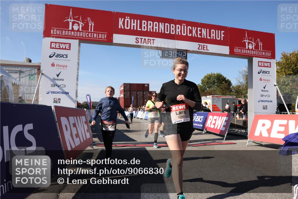 03.10.2025 - Köhlbrandbrückenlauf Lena Gebhardt http://msf.ph/oto/9066830 03.10.2025 13:30:42 Ziel 4355, 4840, 4841, 4937, 5289, 5391, 6170, 6223, 6347 meine-sportfotos.de