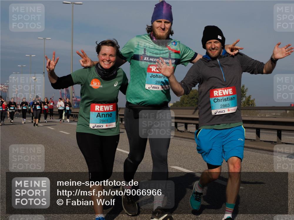 03.10.2025 - Köhlbrandbrückenlauf Fabian Wolf http://msf.ph/oto/9066966 03.10.2025 10:09:52 Position 3 4, 53, 2864, 2865, 2863 meine-sportfotos.de