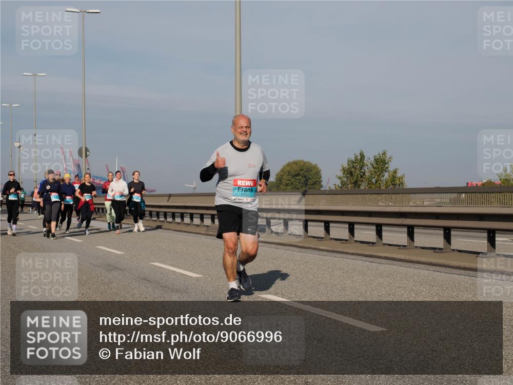03.10.2025 - Köhlbrandbrückenlauf Fabian Wolf http://msf.ph/oto/9066996 03.10.2025 10:09:57 Position 3 1704 meine-sportfotos.de