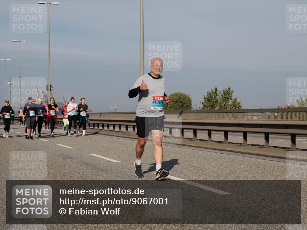 03.10.2025 - Köhlbrandbrückenlauf Fabian Wolf http://msf.ph/oto/9067001 03.10.2025 10:09:57 Position 3 1704 meine-sportfotos.de