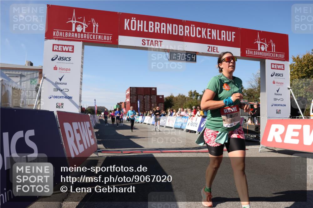 03.10.2025 - Köhlbrandbrückenlauf Lena Gebhardt http://msf.ph/oto/9067020 03.10.2025 13:30:54 Ziel 4715, 4734, 4937, 5005, 5142, 5185, 5206, 5349, 5391, 5402, 5938, 6537 meine-sportfotos.de