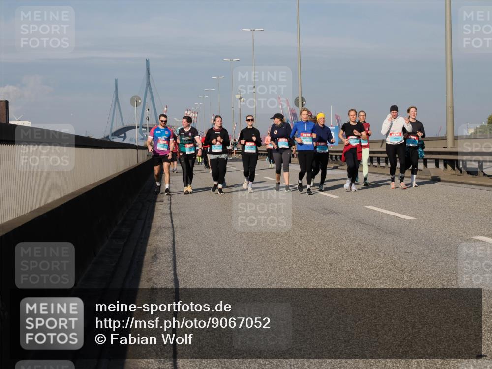 03.10.2025 - Köhlbrandbrückenlauf Fabian Wolf http://msf.ph/oto/9067052 03.10.2025 10:10:00 Position 3  meine-sportfotos.de