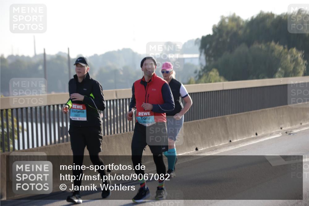 03.10.2025 - Köhlbrandbrückenlauf Jannik Wohlers http://msf.ph/oto/9067082 03.10.2025 09:29:01 Position 3 2607, 2643 meine-sportfotos.de