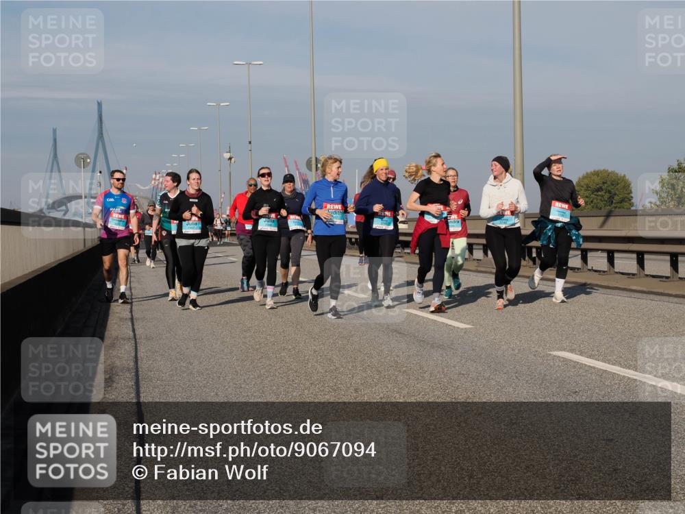 03.10.2025 - Köhlbrandbrückenlauf Fabian Wolf http://msf.ph/oto/9067094 03.10.2025 10:10:02 Position 3  meine-sportfotos.de