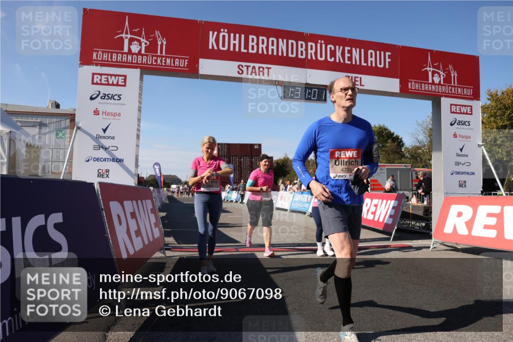 03.10.2025 - Köhlbrandbrückenlauf Lena Gebhardt http://msf.ph/oto/9067098 03.10.2025 13:31:01 Ziel 4715, 4734, 5005, 5142, 5185, 5206, 5349, 5402, 5938, 6375, 6537 meine-sportfotos.de