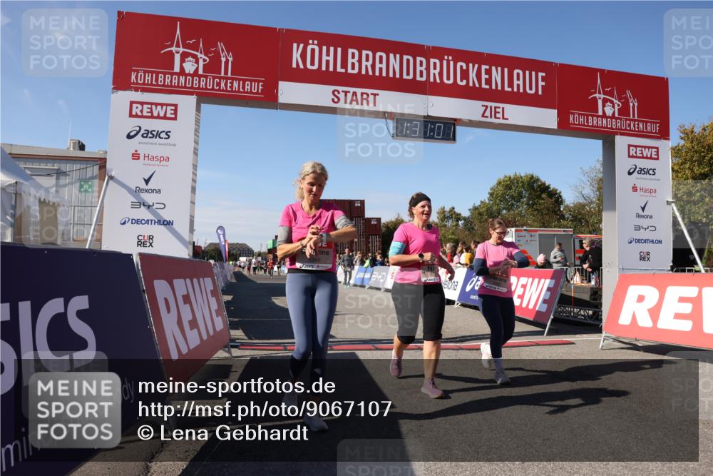 03.10.2025 - Köhlbrandbrückenlauf Lena Gebhardt http://msf.ph/oto/9067107 03.10.2025 13:31:02 Ziel 4715, 4734, 5185, 5206, 5349, 5938, 6375, 6537 meine-sportfotos.de