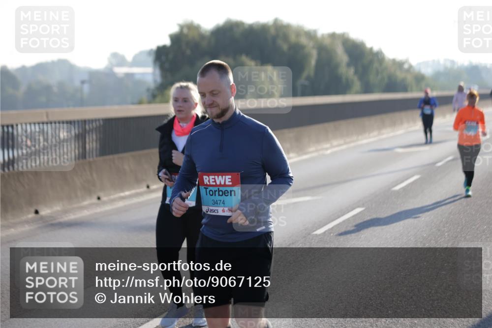 03.10.2025 - Köhlbrandbrückenlauf Jannik Wohlers http://msf.ph/oto/9067125 03.10.2025 09:29:03 Position 3 3474 meine-sportfotos.de