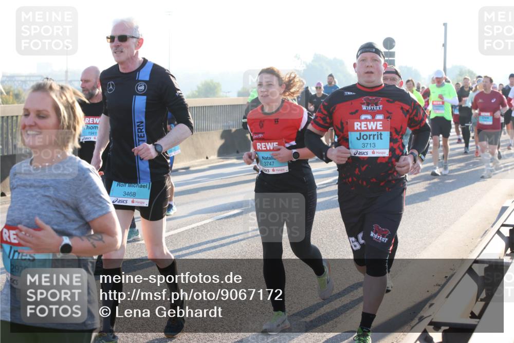 03.10.2025 - Köhlbrandbrückenlauf Lena Gebhardt http://msf.ph/oto/9067172 03.10.2025 09:23:38 Position 1 2978, 1941, 3468, 3747, 65, 3713 meine-sportfotos.de