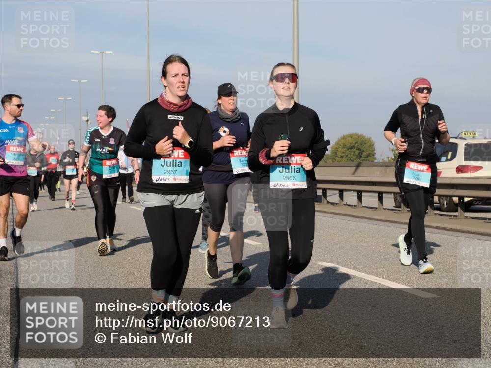03.10.2025 - Köhlbrandbrückenlauf Fabian Wolf http://msf.ph/oto/9067213 03.10.2025 10:10:07 Position 3 3076, 373, 2967, 231, 2966, 3784 meine-sportfotos.de
