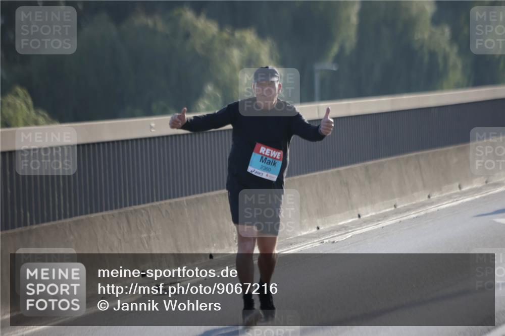 03.10.2025 - Köhlbrandbrückenlauf Jannik Wohlers http://msf.ph/oto/9067216 03.10.2025 09:29:32 Position 3 2360 meine-sportfotos.de
