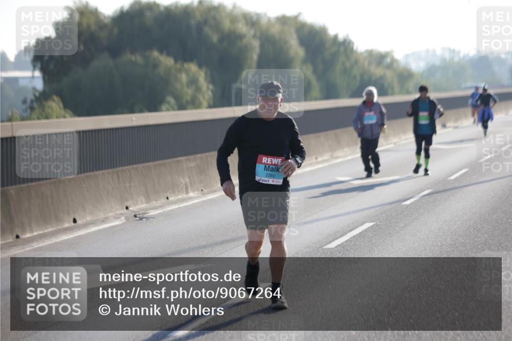 03.10.2025 - Köhlbrandbrückenlauf Jannik Wohlers http://msf.ph/oto/9067264 03.10.2025 09:29:35 Position 3 2360 meine-sportfotos.de