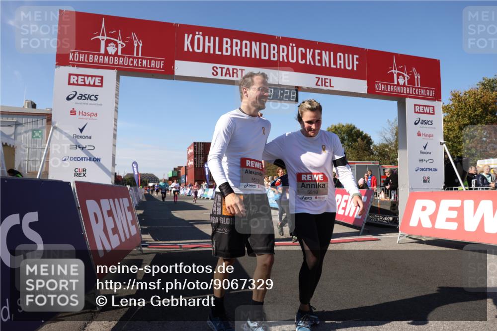 03.10.2025 - Köhlbrandbrückenlauf Lena Gebhardt http://msf.ph/oto/9067329 03.10.2025 13:31:28 Ziel 5030, 5065, 5171, 5222, 5425, 5511, 5518, 5519, 5598, 6597, 6731 meine-sportfotos.de