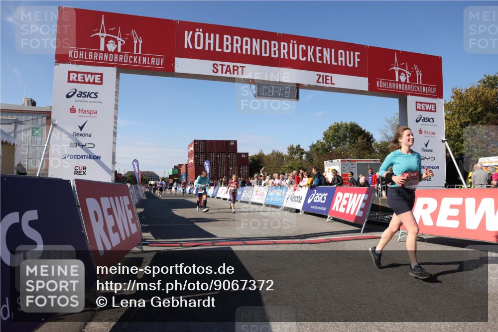 03.10.2025 - Köhlbrandbrückenlauf Lena Gebhardt http://msf.ph/oto/9067372 03.10.2025 13:31:31 Ziel 5065, 5171, 5222, 5425, 5511, 5518, 5519, 5598, 6597 meine-sportfotos.de